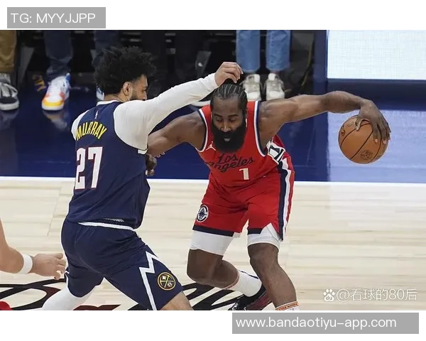 詹姆斯强调全场紧逼防守的重要性需依赖阵容深度的支撑