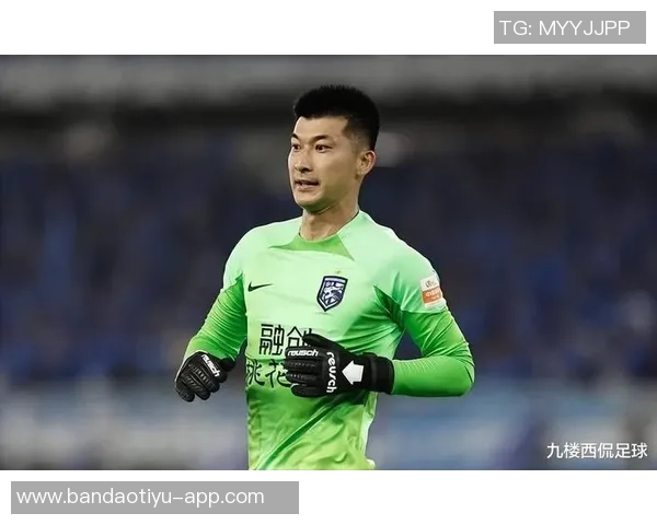 王大雷祝贺刘殿座入选国足新名单为梦想继续拼搏